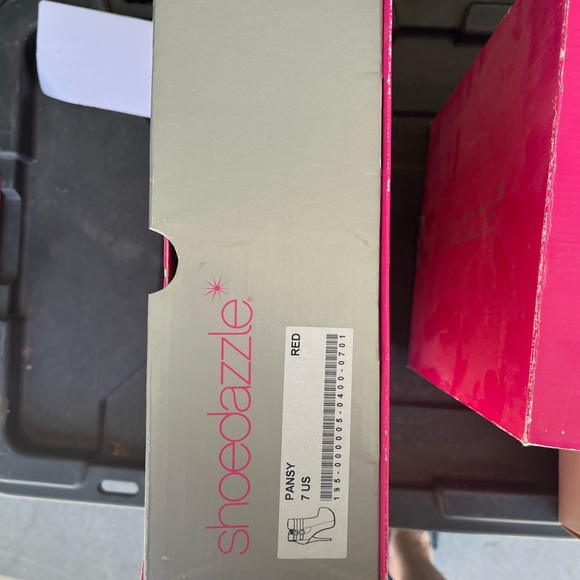 Shoe Dazzle Pansy faux suede Red heeled boots size 7 - Picture 3 of 3